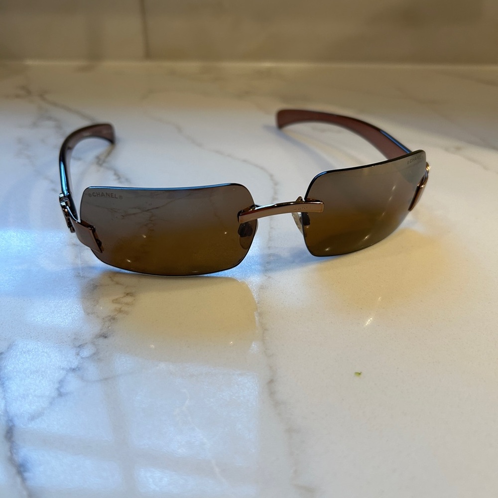 Brown Rimless Sunglasses